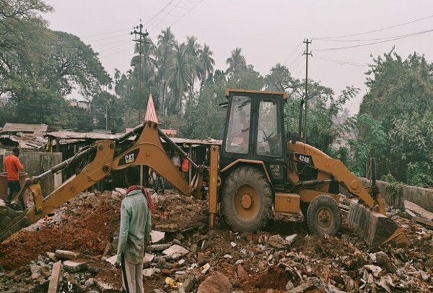 North Frontier Railway carries out large-scale eviction drive to remove unauthorized encroachments