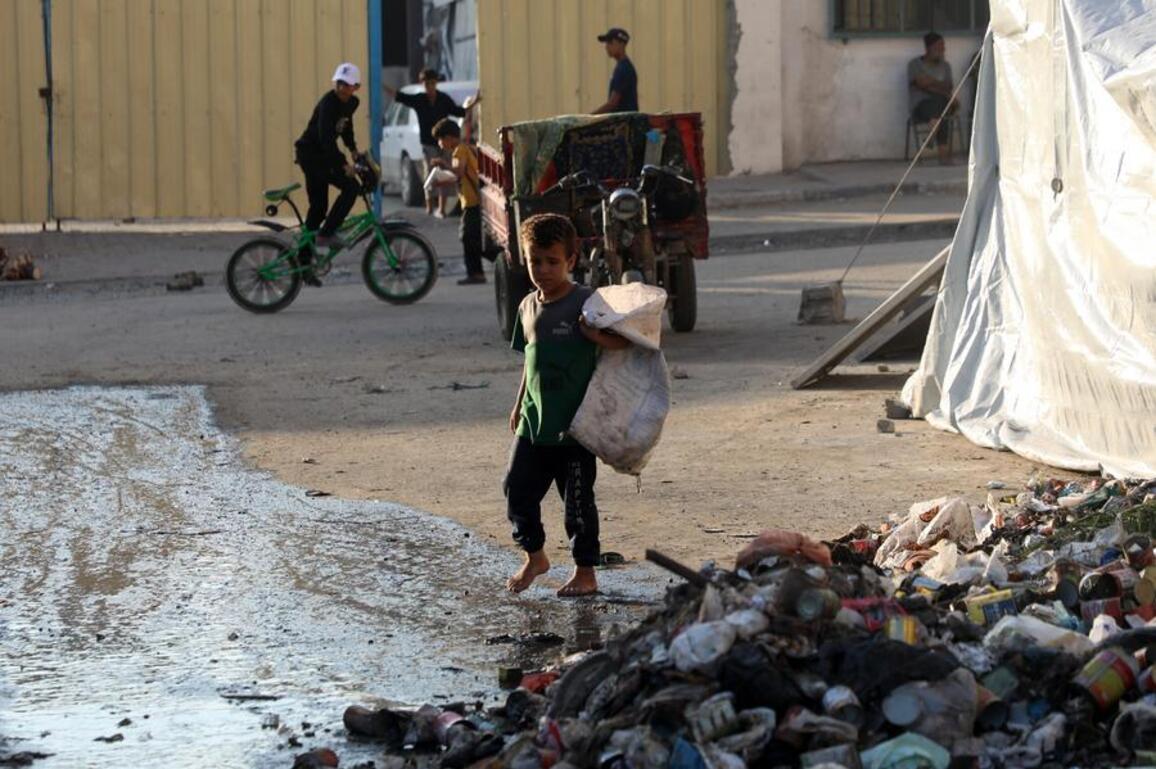 Mideast in Pictures: Gaza's displaced children