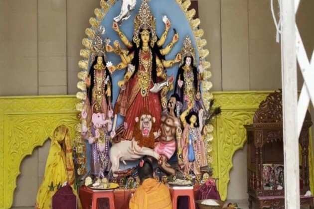 Hindus celebrate Basanti Puja in Bangladesh amid tension