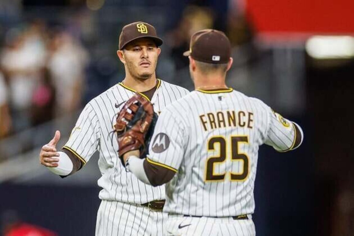 Padres, D-backs visit 'Petco South' in Mexico City one more time