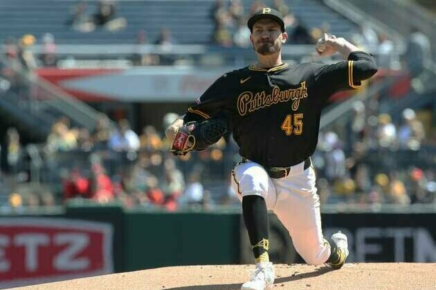 Andrew Heaney pitches Pirates past Nationals 1-0