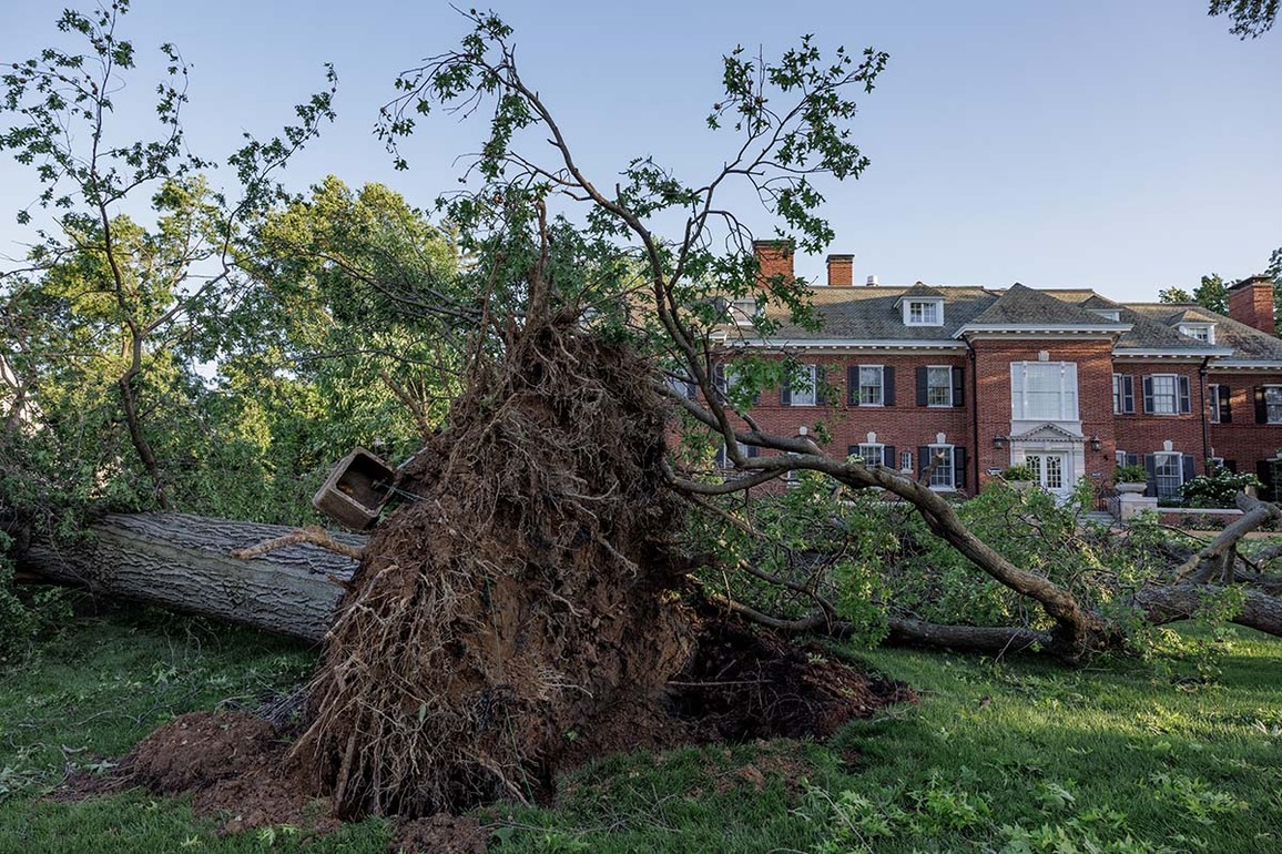WashU Expert- How to manage mental health in wake of recent storms - The Source - WashU