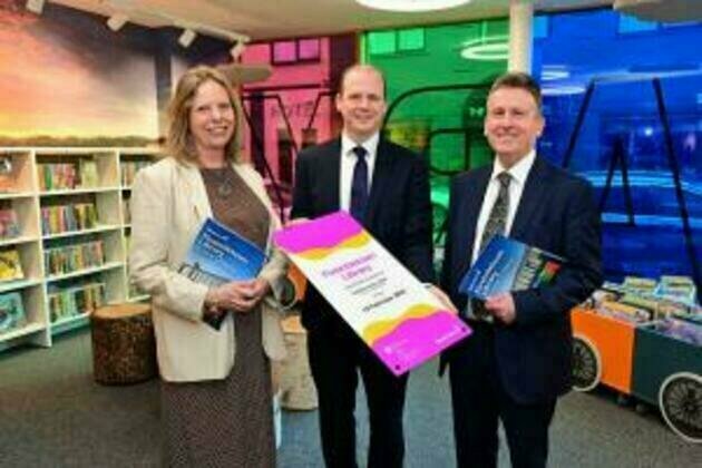 Communities Minister officially opens new Fivemiletown Library