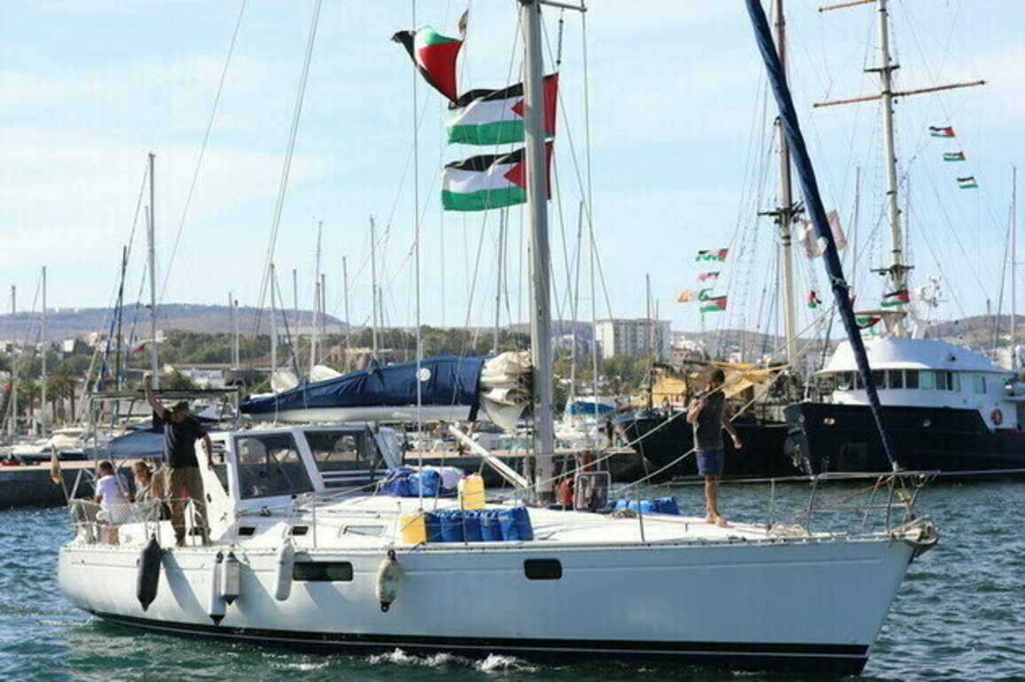 Spain and Italy deploy warships to protect Gaza-bound flotilla