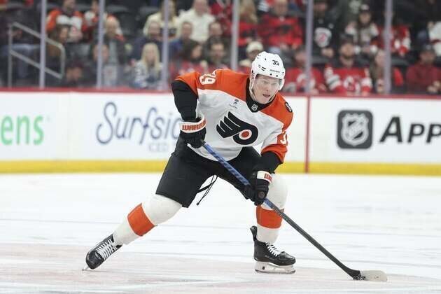 Hot-starting Flyers blast Devils to boost playoff chances