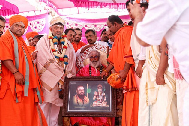 Deputy CM DK Shivakumar deserves higher position, says Rambapuri seer