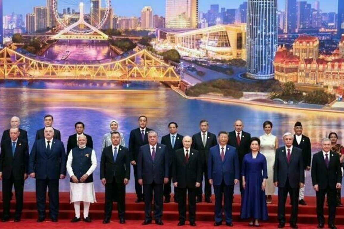 Xi hosts Putin and Modi at SCO summit in show of Global South unity