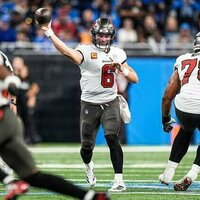 Bucs QB Baker Mayfield (knee) improving, NT Vita Vea (foot) injured