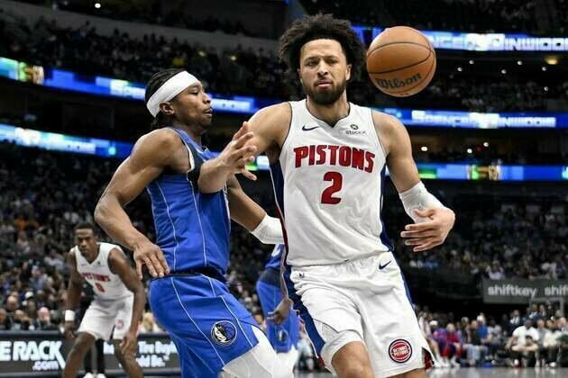Jalen Duren's career night carries Pistons past Mavs in Mexico City