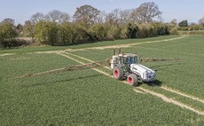 User review: Classic Fendt tool carrier proves affordable self-propelled alternative for crop care
