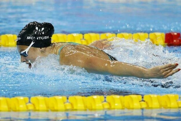 Summer McIntosh narrowly misses 200 fly WR at worlds