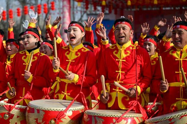 International journalists explore development of China's Xinjiang