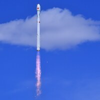 Update: China's Zhuque-2E Y6 carrier rocket sends 2 new satellites into space