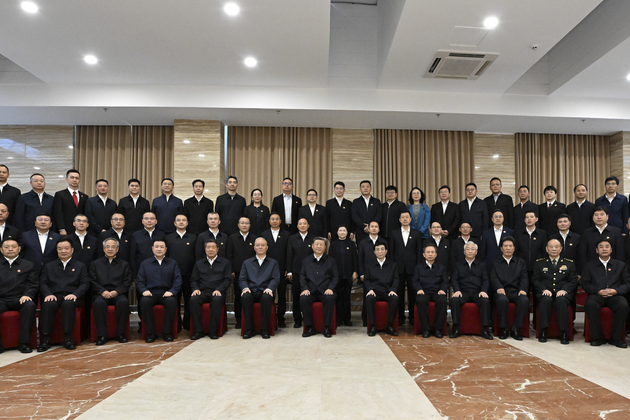 CHINA-XIZANG-LHASA-XI JINPING-REPRESENTATIVES-MEETING (CN)