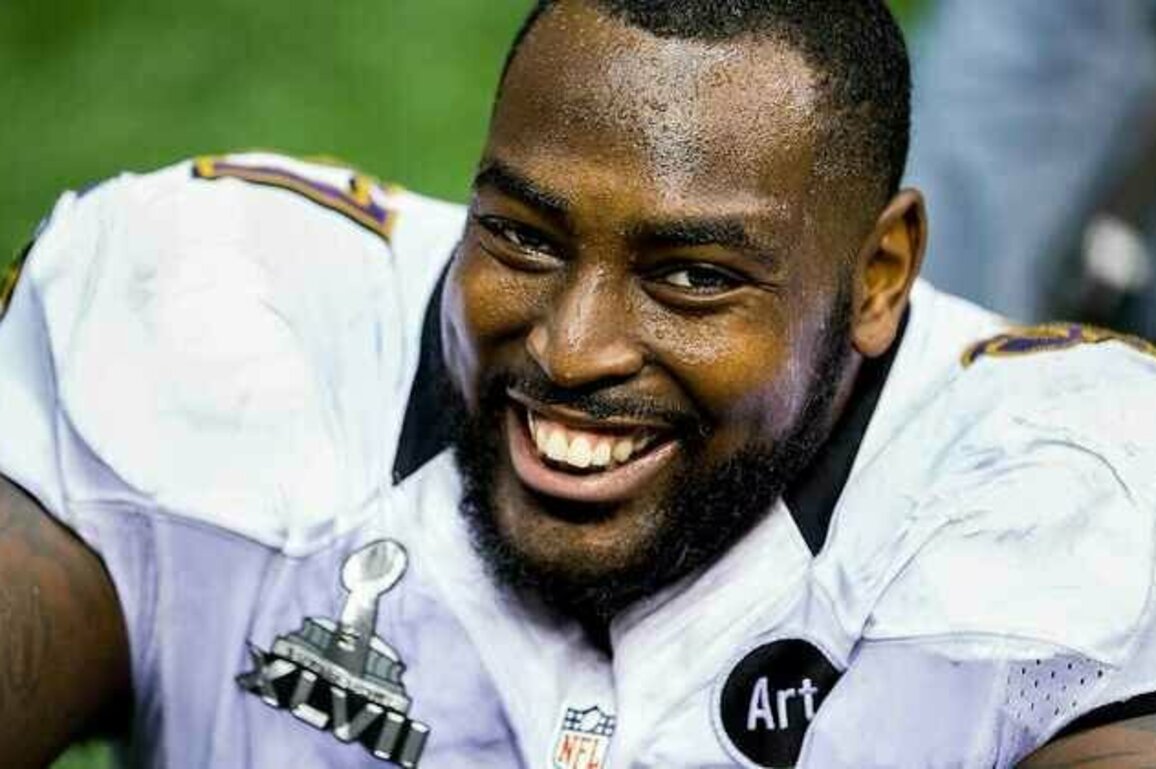Ravens Mourn the Passing of Arthur Jones