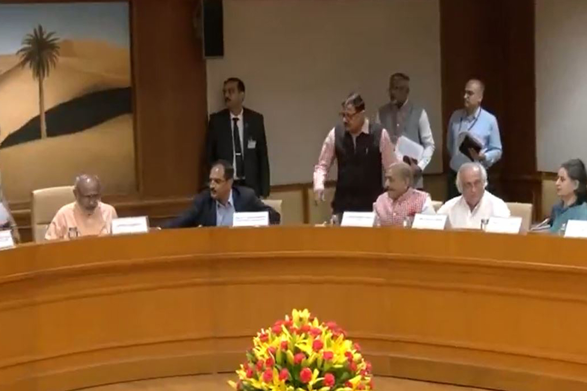 RS Chairman Radhakrishnan reminds members of 'Lakshman Rekha' in parliamentary discourse; Leaders say maiden meeting was productive, rewarding