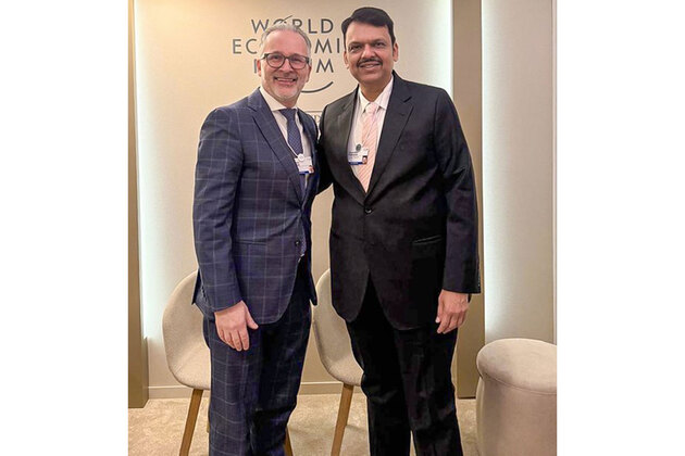 CM Fadnavis engages with global industry leaders at WEF 2026, highlights Maharashtra as innovation hub