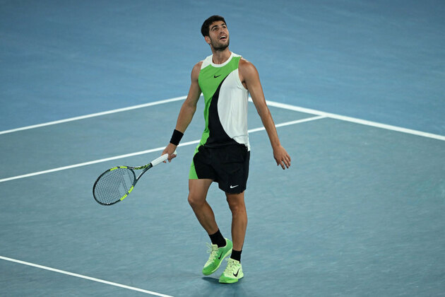 How can Alcaraz regain his top spot in ATP Rankings during Barcelona Open?