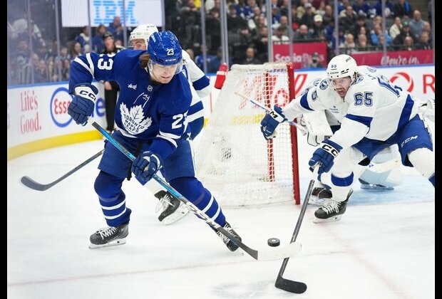 Matthew Knies, Maple Leafs beat Lightning for third time this season