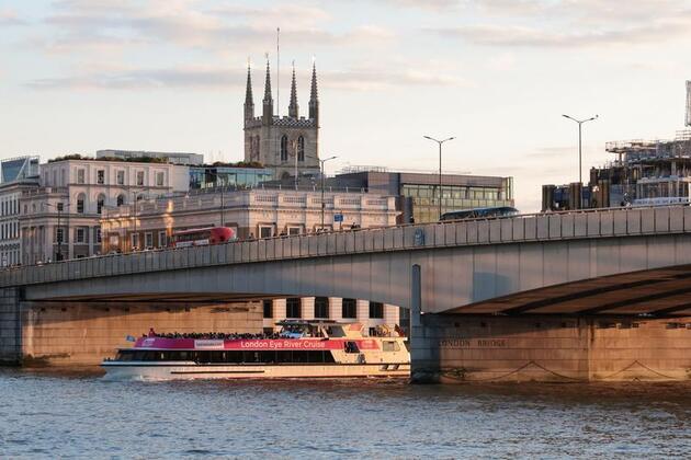 Economic Watch: Britain's GDP growth slows in Q2 with weak future momentum