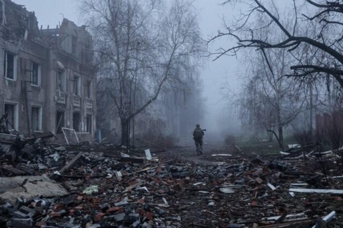 The 'Polite' American Storming Russian Trenches In Ukraine