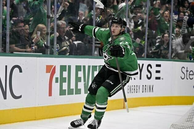 Torrid point producers face off as Canucks host Stars