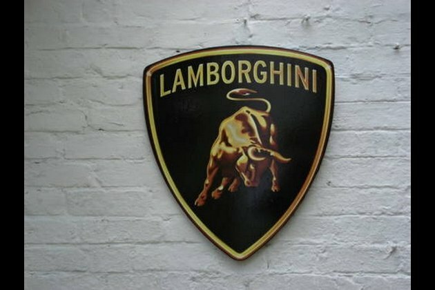 Lamborghini teases possible electric hypercar