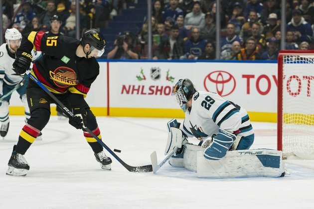 Quinn Hughes hits 30-point mark as Canucks top Sharks