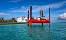  Fugro’s self-propelled jack-up barge the Fugro Amberjack transported the company’s self-elevating platforms Sea Giant (shown) and Skate 3D ready for dynamic assembly onsite in the Maldives