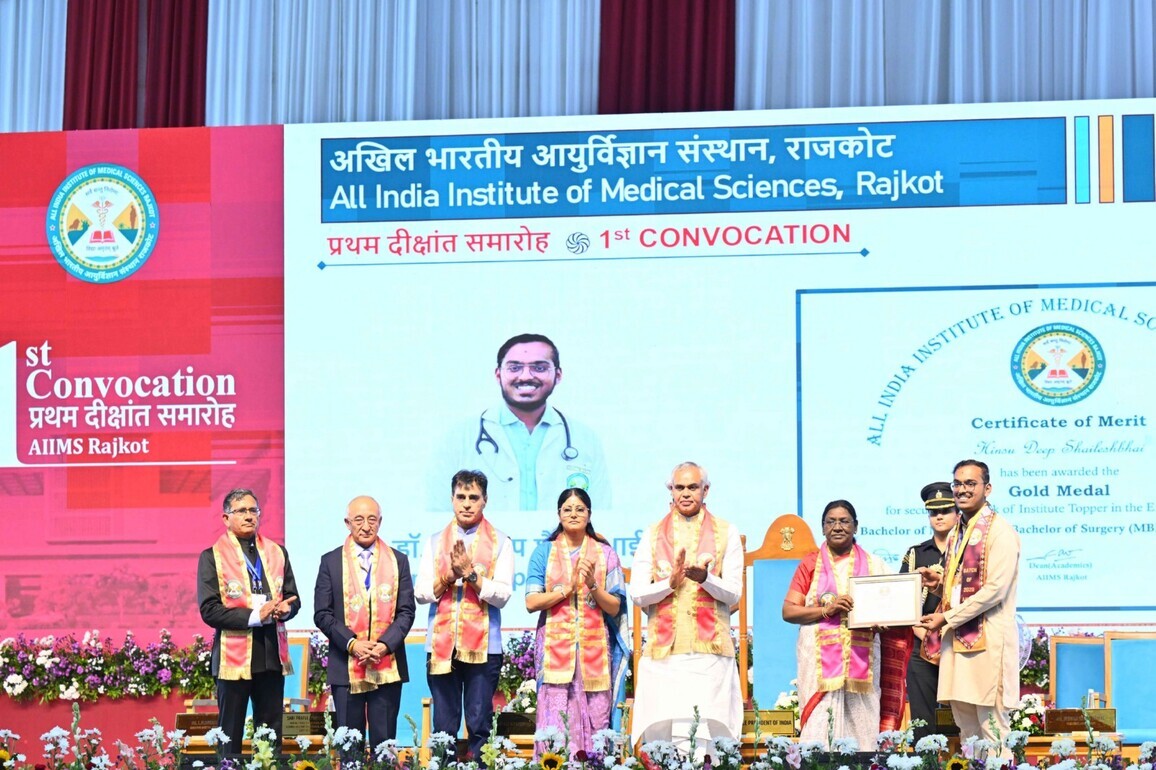 President Droupadi Murmu graces convocation ceremony of AIIMS Rajkot