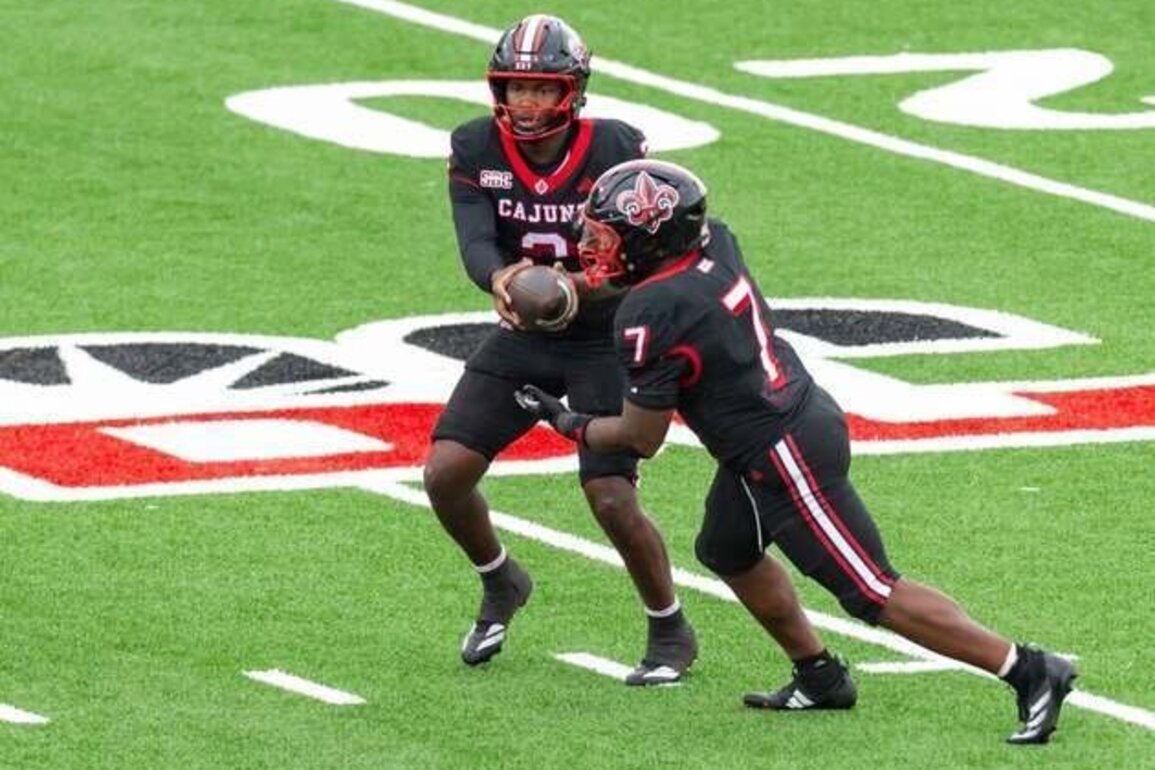 Delaware, Louisiana to showcase different offense styles in 68 Ventures Bowl