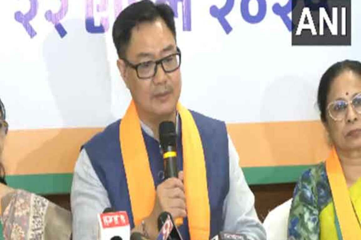 "Two main objectives were to benefit poor Muslims and stop looting, misuse of property": Kiren Rijiju on Waqf Act