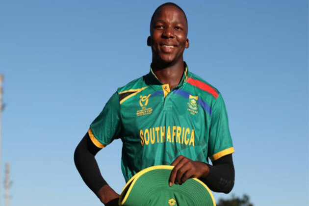 "He is the main dog": SA coach Conrad backs teen star Kwena as frontline bowler during Zimbabwe series