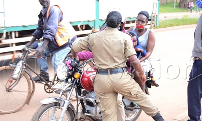 Police arrest boda boda riders for carrying passengers Police arrest boda boda riders for carrying passengers