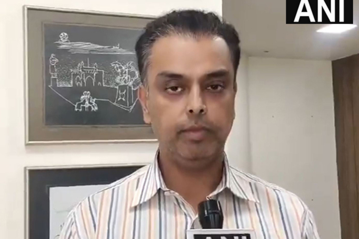 Shiv Sena MP Milind Deora praises PM Modi's campaign on obesity, suggests higher taxes on sugary products