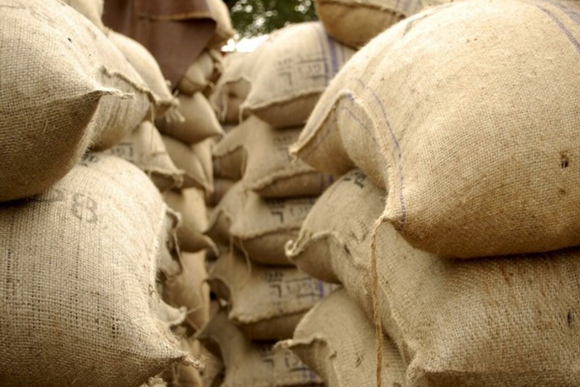 India imposes port restriction on certain jute based goods imports from Bangladesh