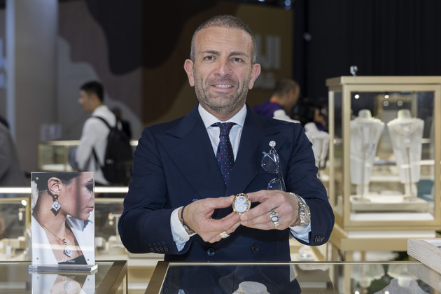 Italian jeweler celebrates 7th year at CIIE, putting down roots in China