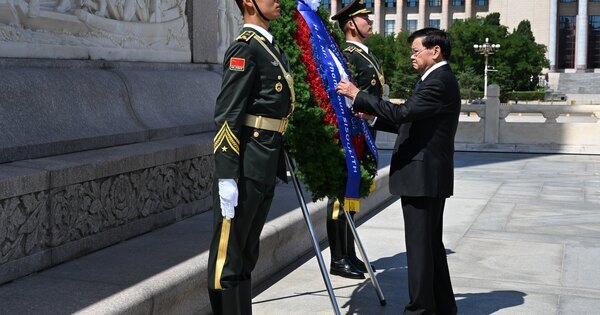 CHINA-BEIJING-LAOS-THONGLOUN-MONUMENT-TRIBUTE (CN)