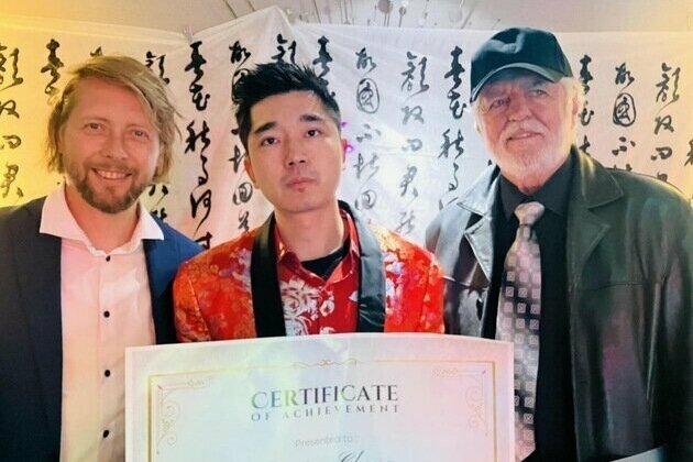 Jiaming Chong Receives Outstanding Young Producer Award and Discusses Future of Sino-American Film Collaboration