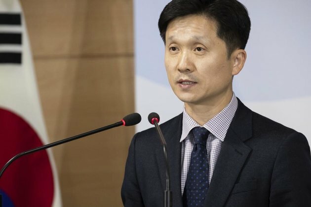 South Korea Deports Two From North to Likely Abuse
