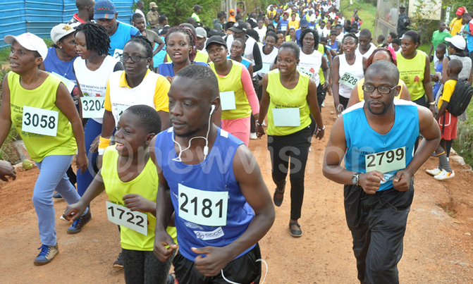 Kiptoyek wins CCCC Entebbe Marathon Kiptoyek wins CCCC Entebbe Marathon