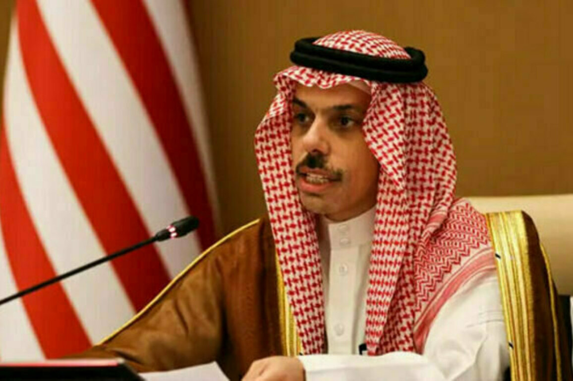 Saudi Arabia, Washington coordinate to lift sanctions on Syria