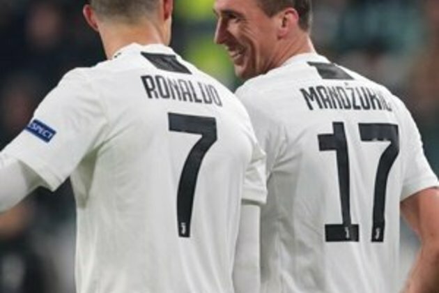Mandzukic prepared to lower wage demands