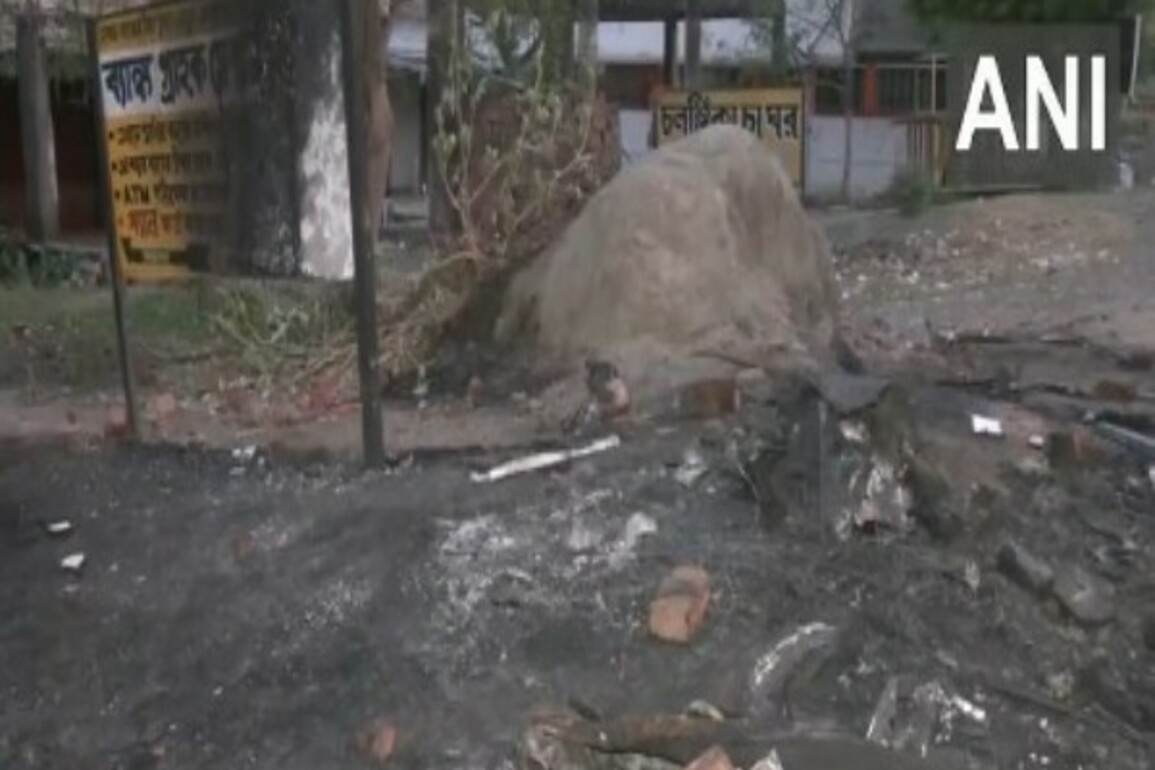 West Bengal: BJP slams Mamata Banerjee's law and order as protests turn violent in Murshidabad