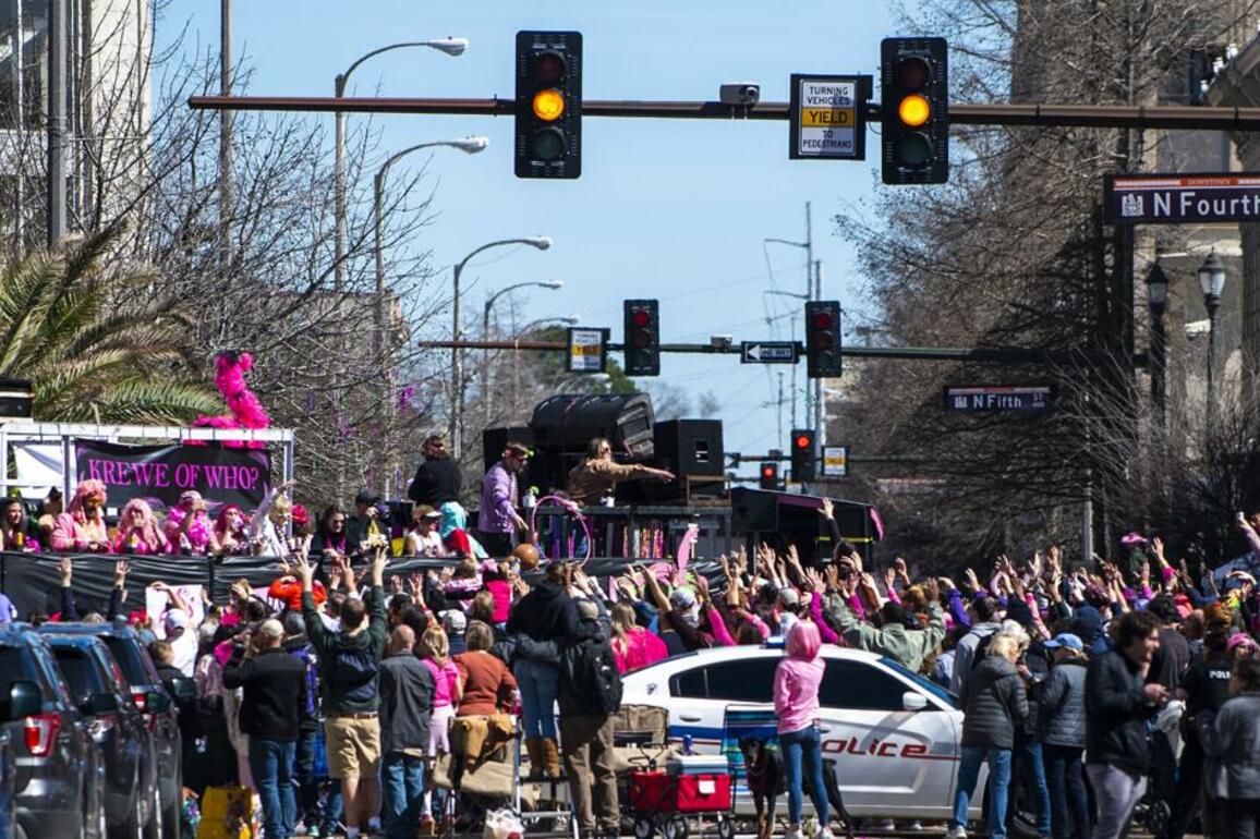 Baton Rouge to ask parade hosts to pay for police security