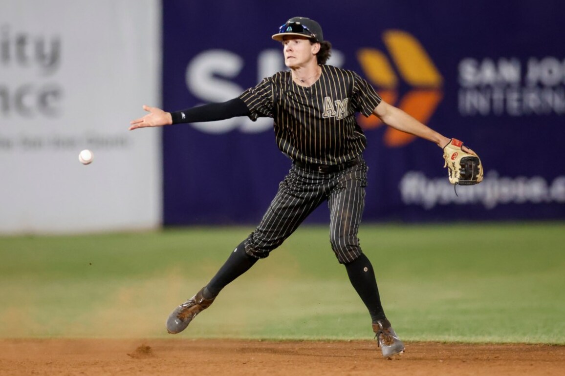 Prep roundup- No. 1 Serra improves to 10-0 as Hui's double beats Bellarmine