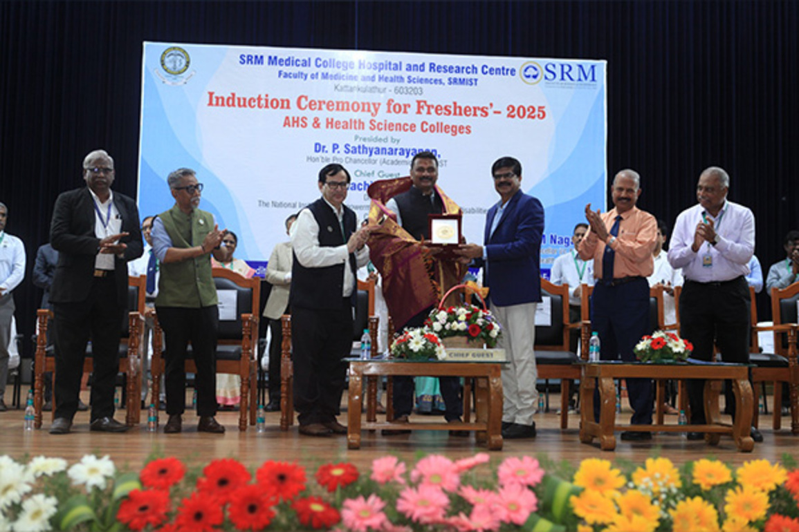 SRMIST Ushers in 1,500+ Medical and Health Sciences Freshers, Stresses Interdisciplinary Learning