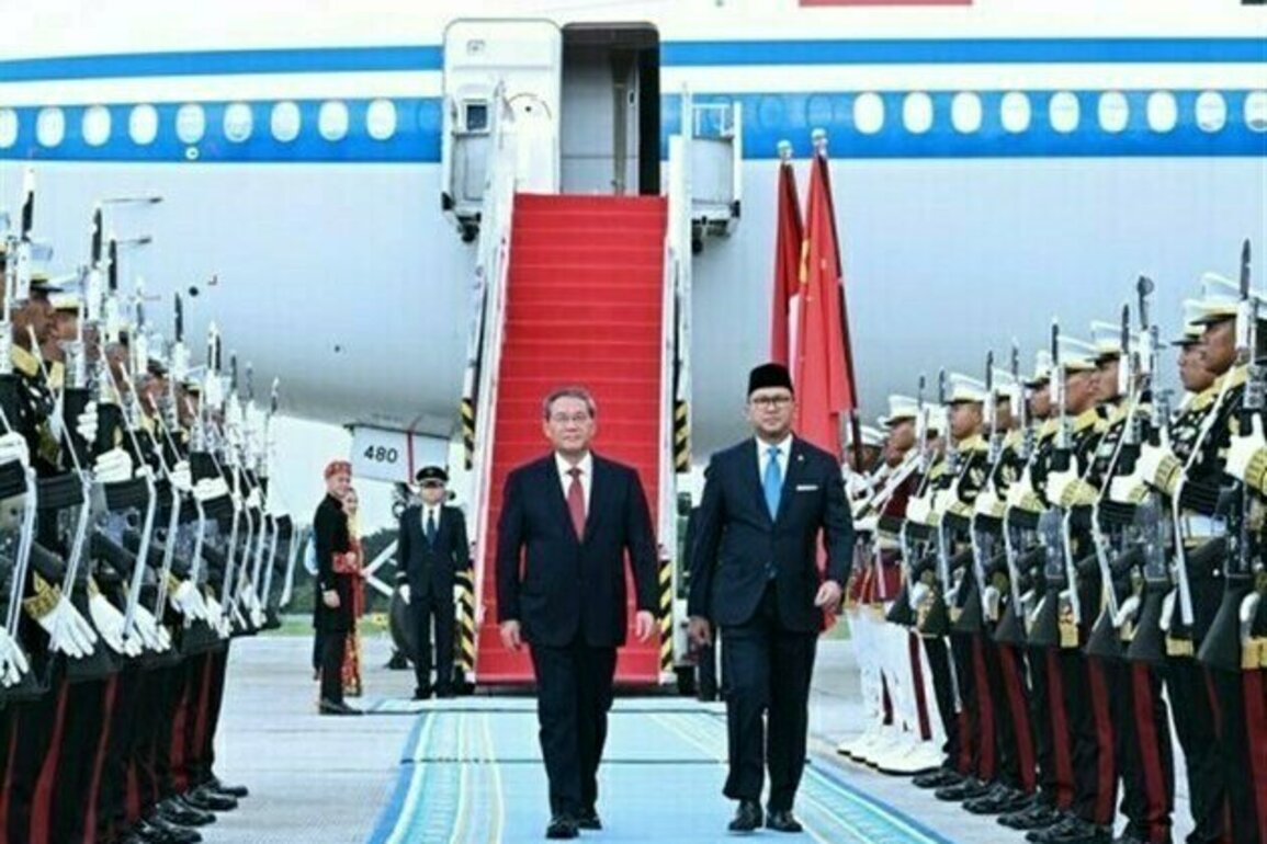 Indonesia, China Agree to Bolster Ties Ahead of ASEAN Summit