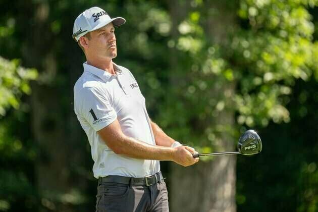 Andrew Putnam (back) pulls out of John Deere Classic