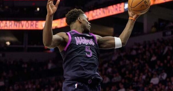 Timberwolves seek new winning streak against improving Mavs